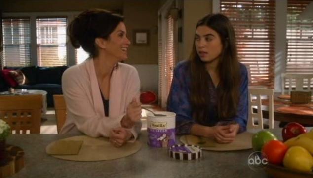 The Neighbors S1x15 Bathrobe rules24