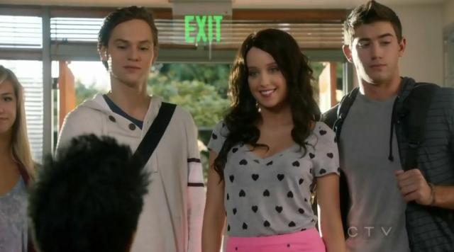 Good Debbie Hunting S2X08 Jane and her entourage