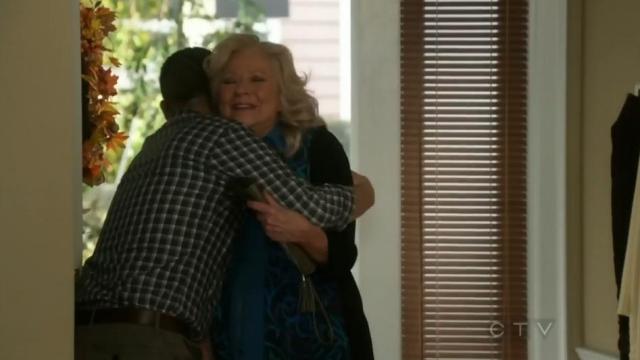 Thanksgiving Is No Schmuck Bait S2X09 Grandma arrives