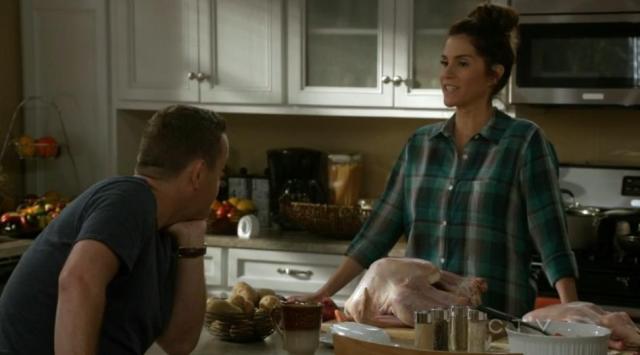 Thanksgiving Is No Schmuck Bait S2X09 The Turkey1