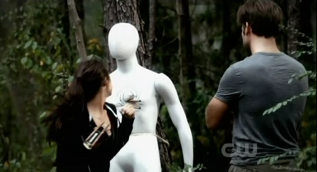 The Vampire Diaries 3x06 Elena and Alaric train