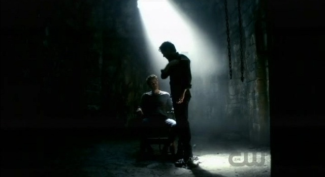 The Vampire Diaries S3x08 - Damon frees Stefan