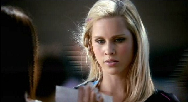 The Vampire Diaries S3x08 Elena suprises Rebekah