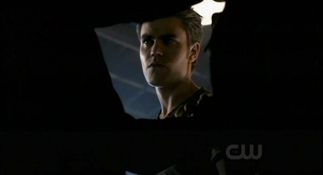 The Vampire Diaries S3x08 - Mikael threatens to rip Damon's heart out