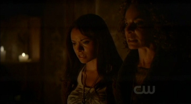 The Vampire Diaries 3x07 Bonnie and Grams start the spell