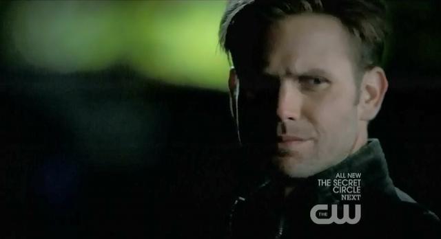 The Vampire Diaries S3 x 10 Alaric leaving hospital