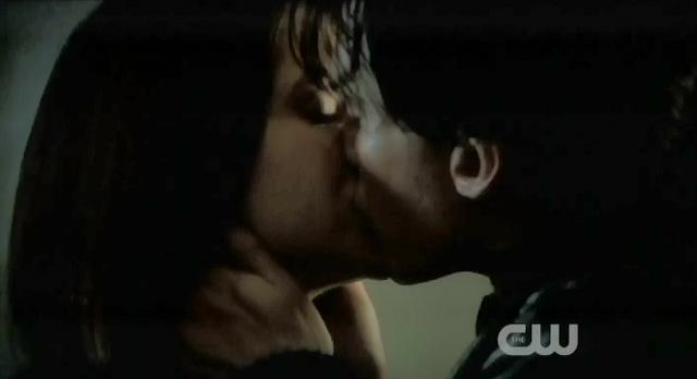 The Vampire Diaries S3 x 10 Damon kisses Elena