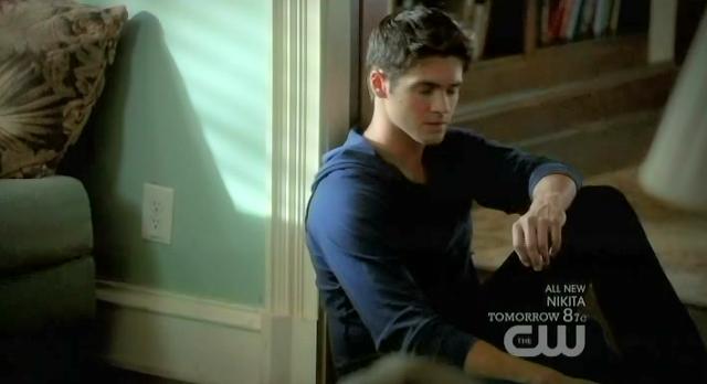 The Vampire Diaries S3 x 10 Jeremy wanting everyone to leave mystic falls
