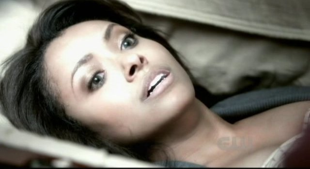 The Vampire Diaries S3x12 - Bonnie awakens from the nightmare