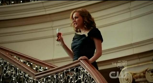 The Vampire Diaries S3x14 Esther giving her toast