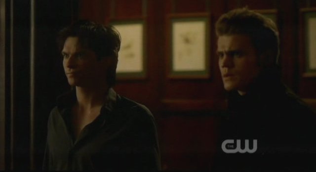 The Vampire Diaries S3x15 - Damon and Stefan are surprised by Elijah