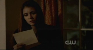 The Vampire Diaries S3x15 - Elena reads the letter from Elijah