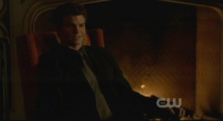 The Vampire Diaries S3x15 - Elijahs grin tells the story of his plan to stop Esther