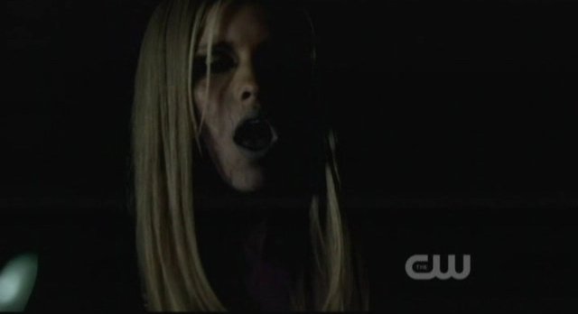 The Vampire Diaries S3x15 - Rebekah turns ashen white and collapses