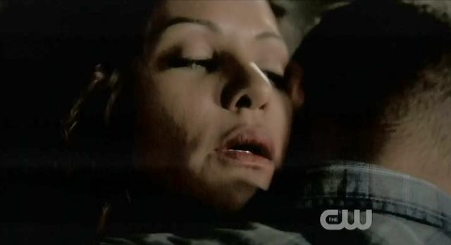 The Vampire Diaries S03x17 Abbey bites jamie