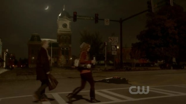 The Vampire Diaries 3x16 - Zachariah's body on the floor