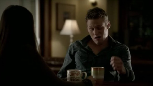 The Vampire Diaries 3x16 - Matt drinking a tea with Elena talking about how she ended up envolved with two vampires