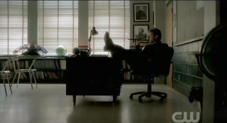 The Vampire Diaries S3x21 Alaric in his classroom