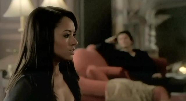 The Vampire Diaries S3x21 Bonnie and Damon waiting for Abby