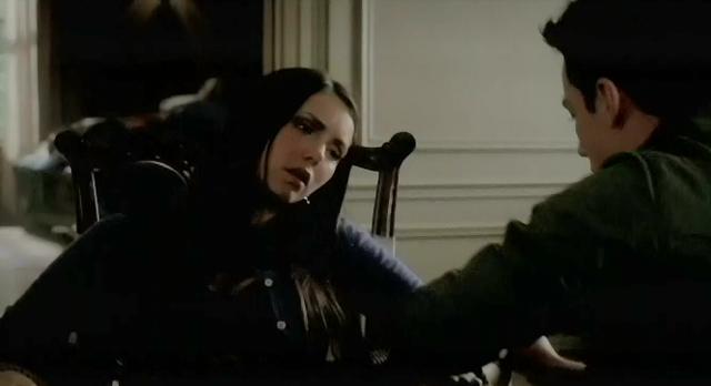 The Vampire Diaries S3x21 Tyler helping Elena