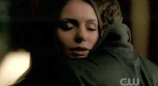 The Vampire Diaries S3x22 Elena hugging Stefan