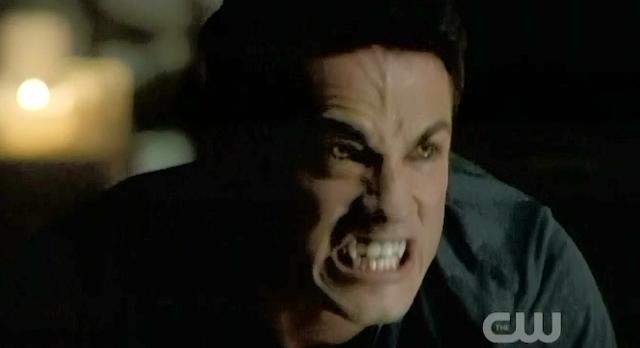 The Vampire Diaries S3x22 Tyler turning into a wolf