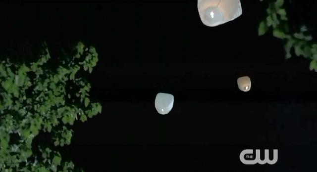 The Vampire Diaries S4 x 2 Everyone let go of their lanterns