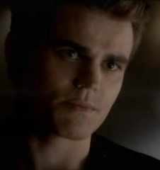 The Vampire Diaries S4x09 - Stefan goes to see Klaus