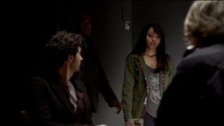 The Vampire Diaries S4x11 - Shane, Bonnie and Liz at the interrogation room