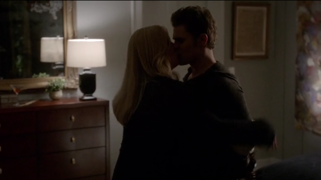 The Vampire Diaries S4x11 - Finale, Rebekah and Stefan end up having sex