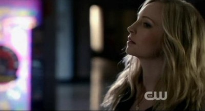 The Vampire Diaries S4x10 - Poor Caroline is being stalked by Rebekah