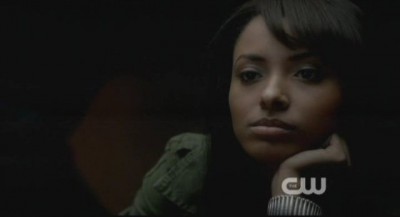 The Vampire Diaries S4x12 - Bonnie has a chat with annoying Professor Shane