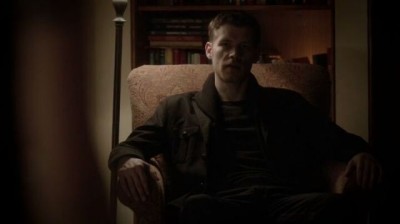 The Vampire Diaries S4x14 - Klaus in the throne