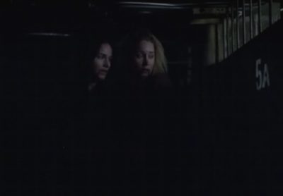 Van Helsing S1x06 Vanessa and Susan in the sewers