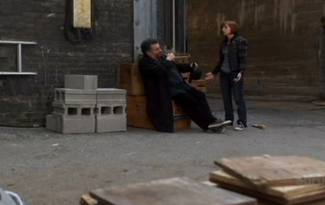 Warehouse13 S2x01 - Claudia and Artie in the alley