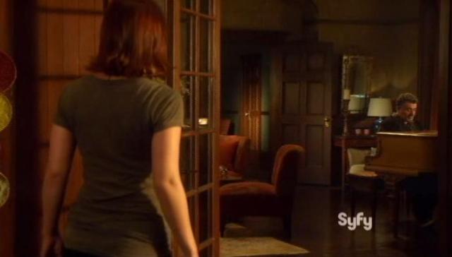 Warehouse 13 S4x11 Claudia finds Artie