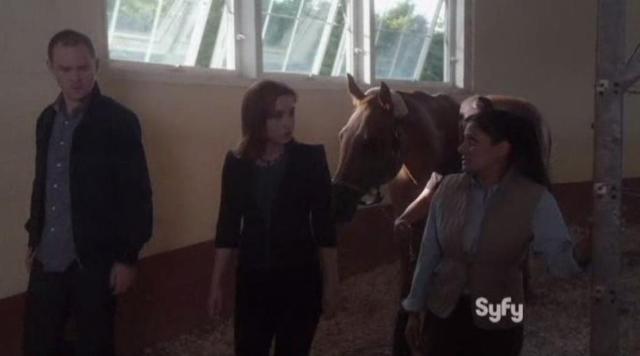 Warehouse 13 S4x14 Claudia and Jinx talk to trainer