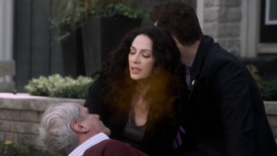 Warehouse 13 S4x17 Pete Myka Colonel gassed